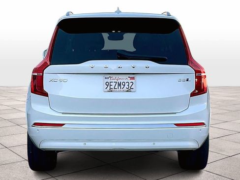 Used 2023 Volvo XC90 B5 Plus image 7