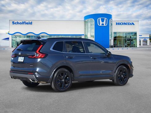 Used 2025 Honda CR-V Sport Touring image 3