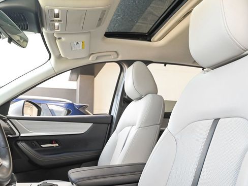 Used 2024 MAZDA CX-90 3.3 Turbo w/ Preferred Package image 7