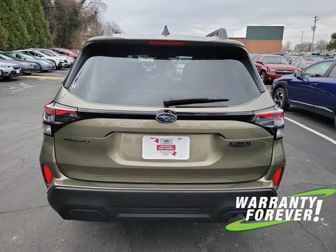 Certified 2025 Subaru Forester Premium image 6