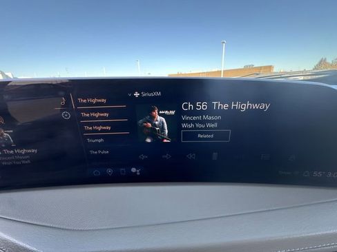 Certified 2024 Cadillac XT4 Luxury image 14