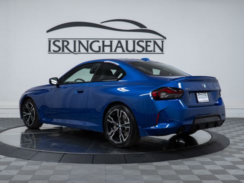 Used 2025 BMW 230i xDrive Coupe w/ M Sport Package image 7