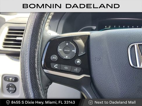 Used 2022 Honda Pilot Touring image 19