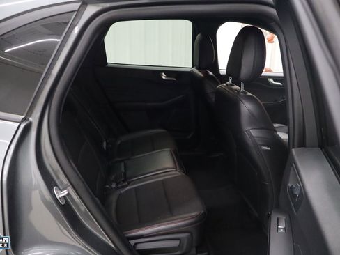 Used 2025 Ford Escape ST-Line image 28