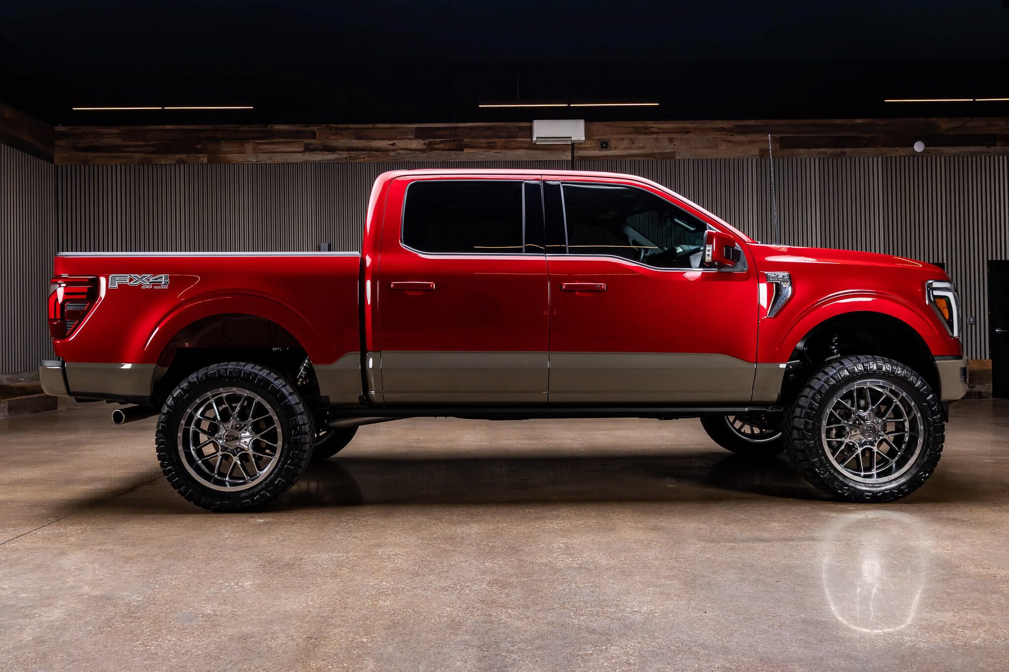 Used 2025 Ford F150 King Ranch w/ FX4 Off-Road Package AWD/4WD image 11