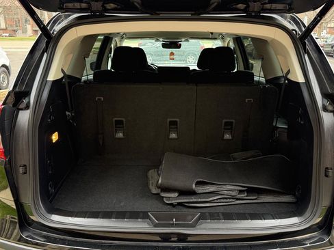 Used 2023 Subaru Ascent Premium w/ Convenience Package image 24