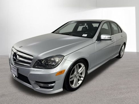 Used 2012 Mercedes-Benz C 300 4MATIC Sedan image 22