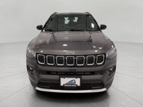 Used 2023 Jeep Compass Limited AWD/4WD image 13