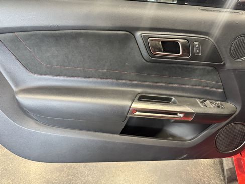 Used 2019 Ford Mustang Shelby GT350R w/ GT350R Equipment Group 920A image 12