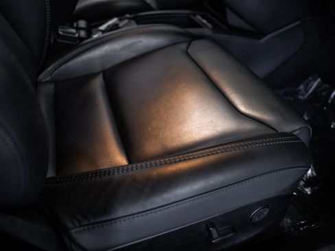 Used 2019 Tesla Model S Long Range image 25