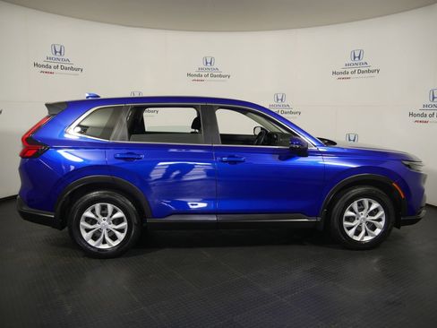 Used 2024 Honda CR-V LX image 3