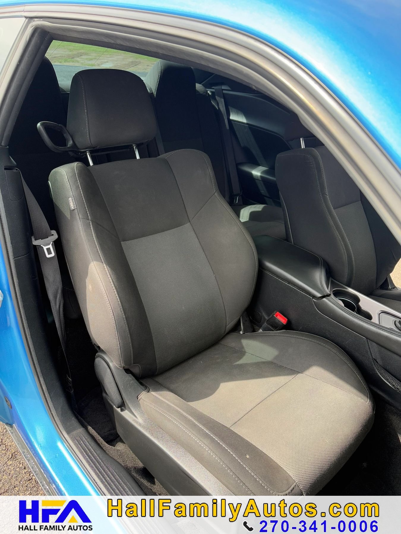 Used 2015 Dodge Challenger R/T RWD image 20