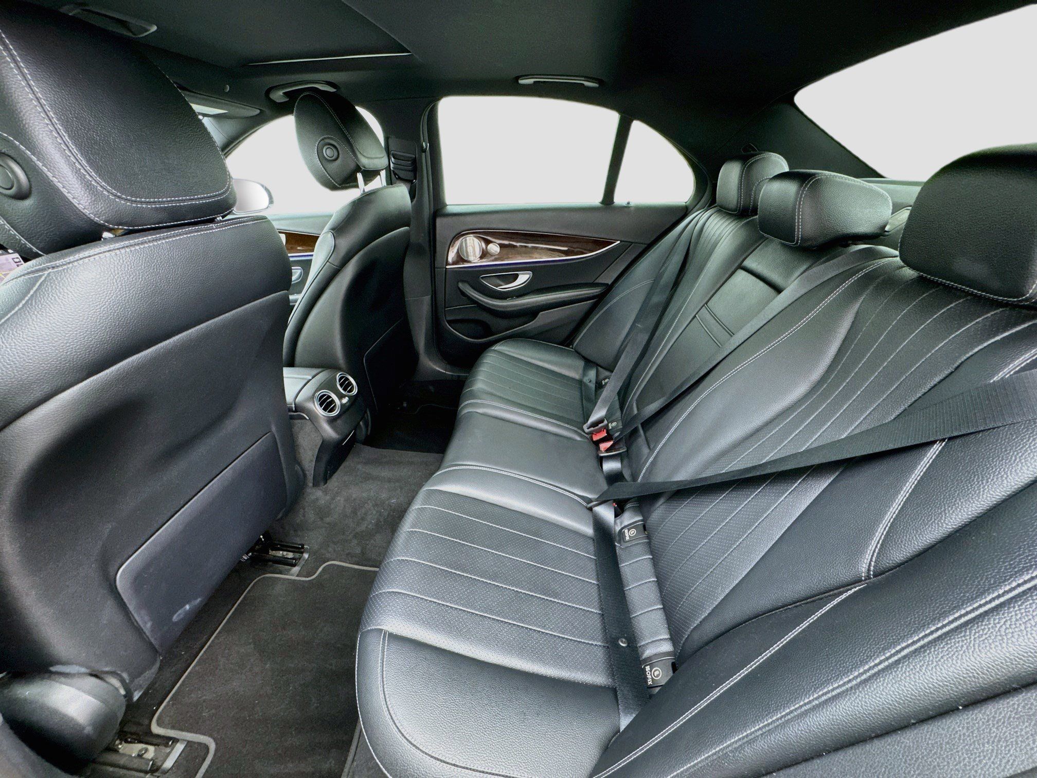 Used 2021 Mercedes-Benz E 350 Sedan image 16