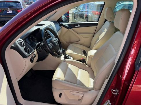Used 2015 Volkswagen Tiguan SE AWD/4WD image 10