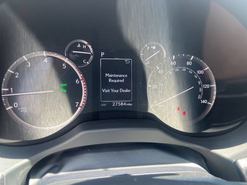 Used 2023 Lexus GX 460 Premium w/ Premium Package AWD/4WD image 7