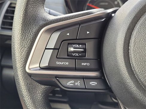 Used 2023 Subaru Crosstrek 2.0i image 18