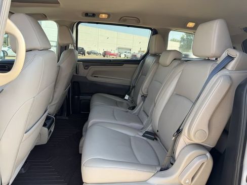 Used 2024 Honda Odyssey EX-L image 26