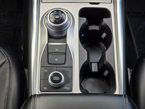 Used 2020 Ford Explorer XLT w/ Equipment Group 202A AWD/4WD image 37