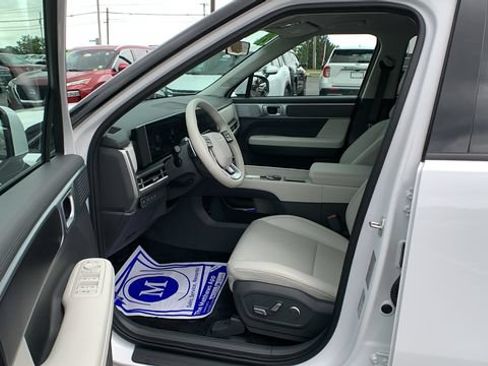 Certified 2026 Hyundai Santa Fe SEL AWD/4WD image 9