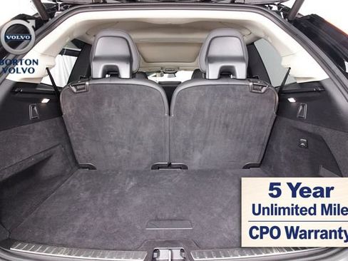 Certified 2026 Volvo XC90 B6 Ultra AWD/4WD image 30