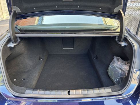 Used 2023 BMW 760i xDrive w/ Luxury Rear Seating Package AWD/4WD image 33