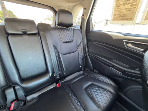 Used 2023 Ford Edge Titanium w/ Equipment Group 301A AWD/4WD image 38