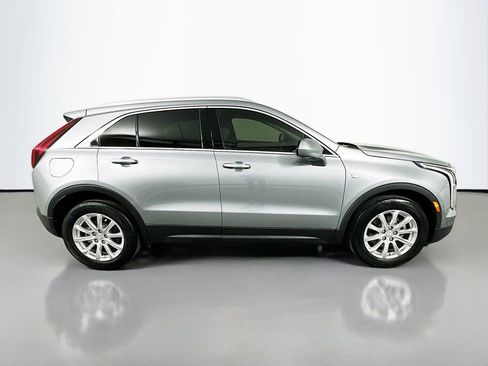Used 2023 Cadillac XT4 Luxury w/ Driver Awareness Package FWD image 4