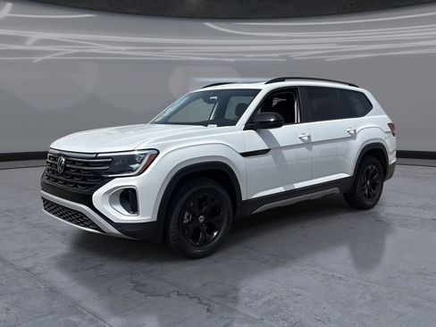 New 2026 Volkswagen Atlas Peak Edition AWD/4WD image 1