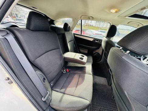 Used 2016 Subaru Outback 2.5i Premium image 18