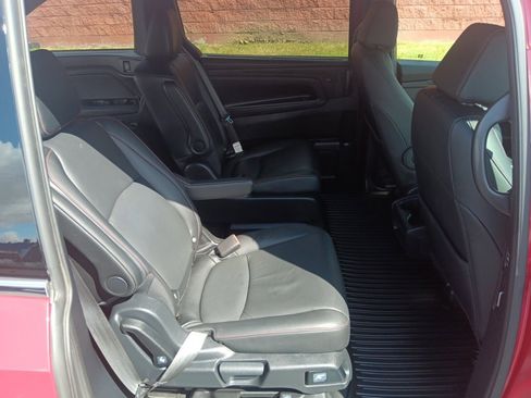 Used 2025 Honda Odyssey Sport-L image 13
