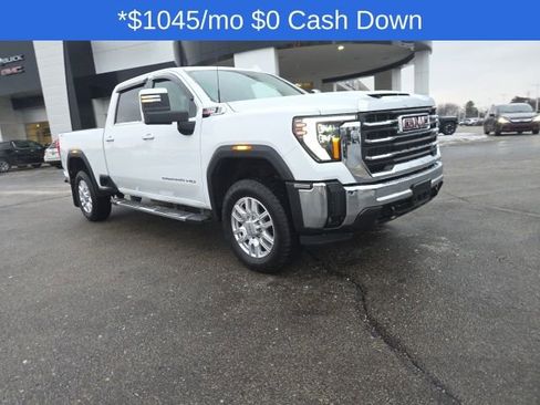 Used 2024 GMC Sierra 3500 SLT image 2