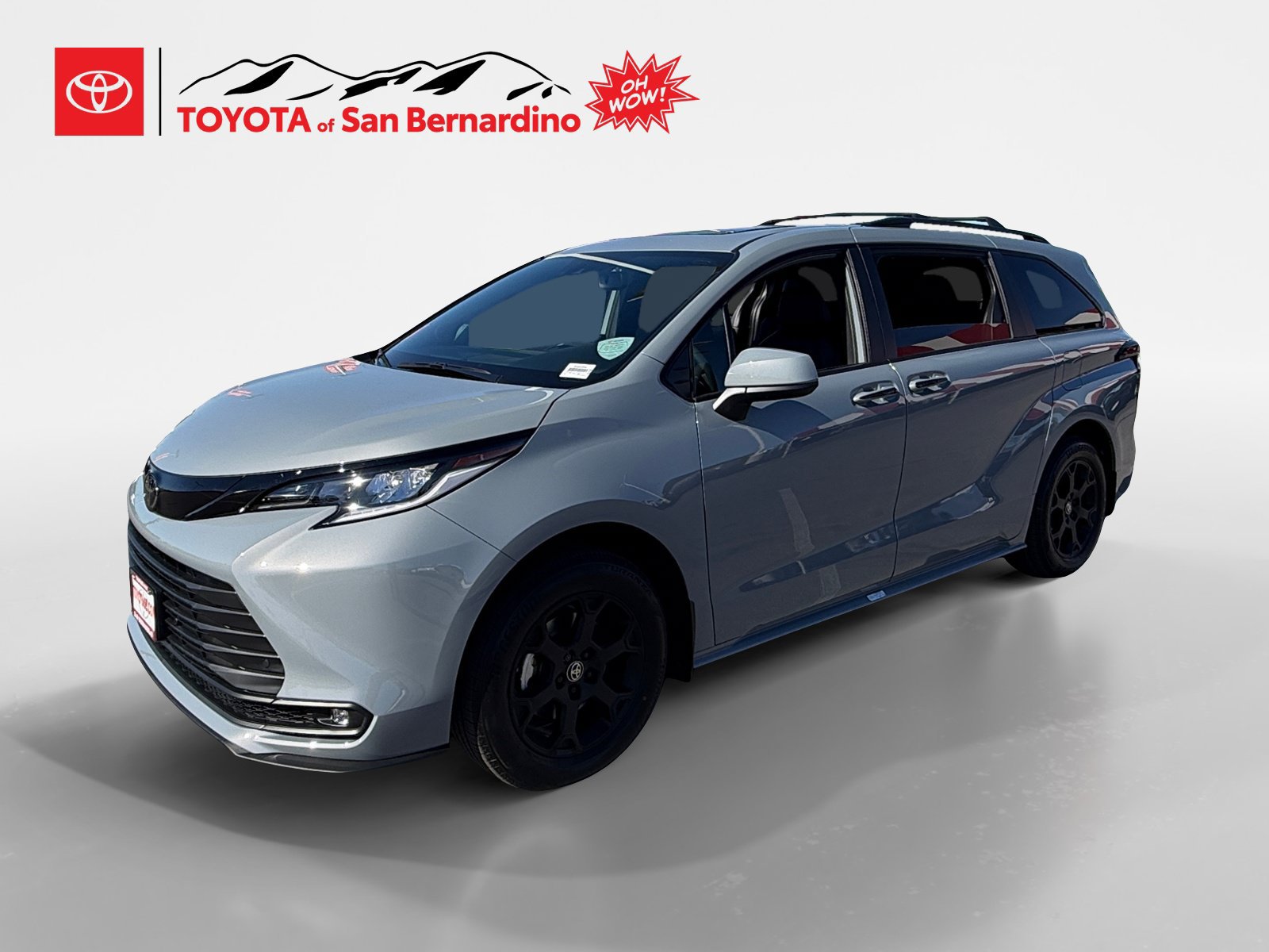 New 2026 Toyota Sienna XLE Woodland Edition AWD/4WD image 1