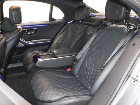 Used 2021 Mercedes-Benz S 580 4MATIC Sedan image 32