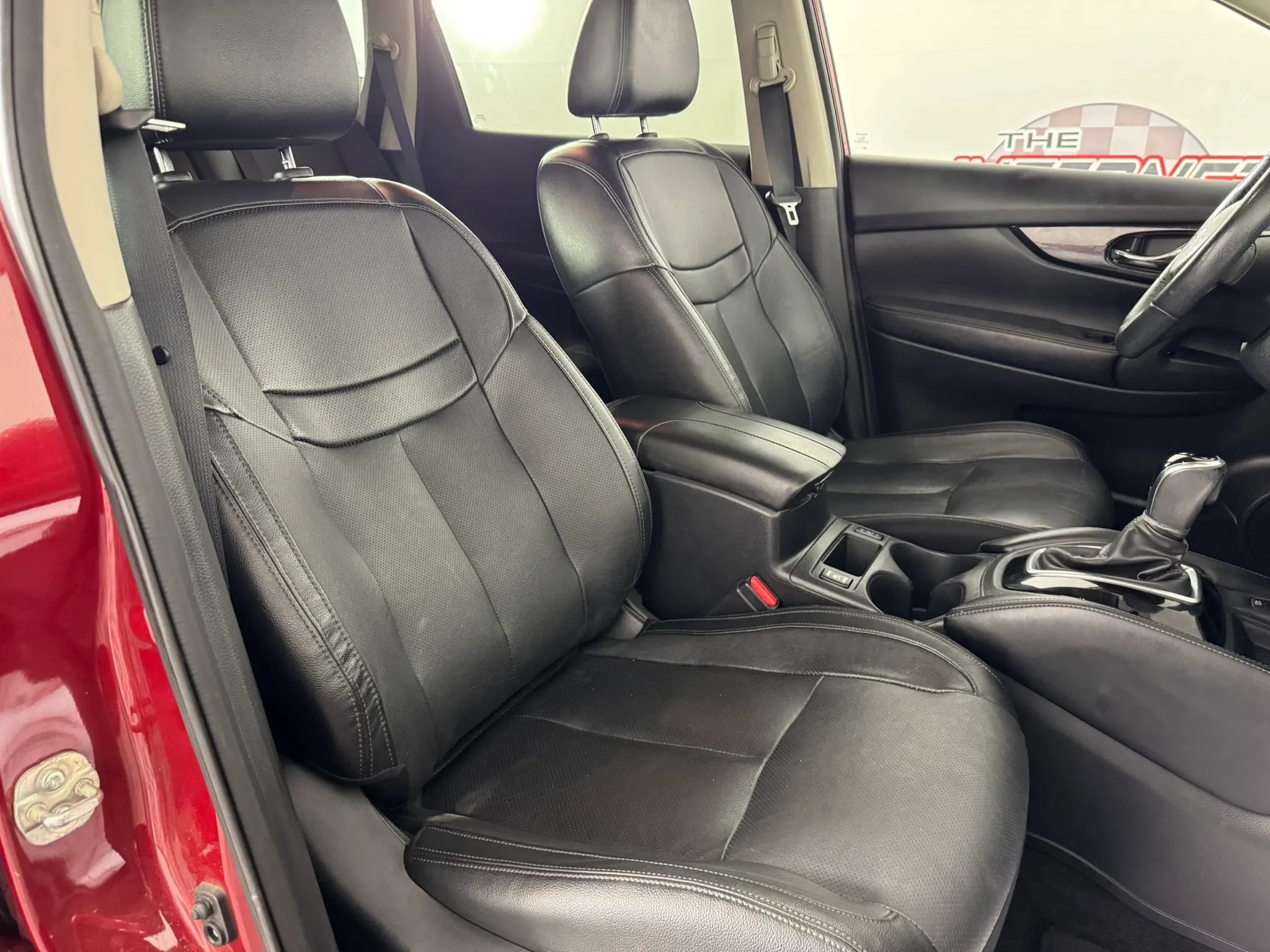Used 2020 Nissan Rogue SL w/ Premium Package AWD/4WD image 35