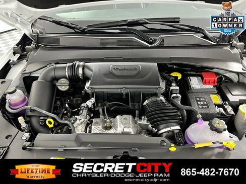 Used 2025 Jeep Compass Latitude w/ Sun & Sound Group AWD/4WD image 27
