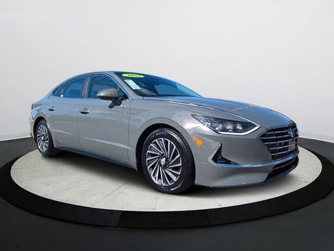 Certified 2022 Hyundai Sonata Limited image 2