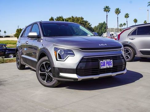 New 2026 Kia Niro LX FWD image 2