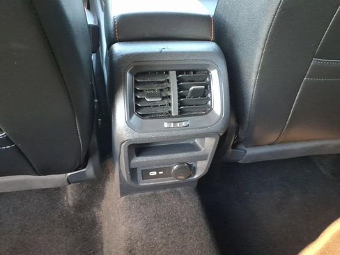 Used 2024 Volkswagen Tiguan Wolfsburg Edition image 11