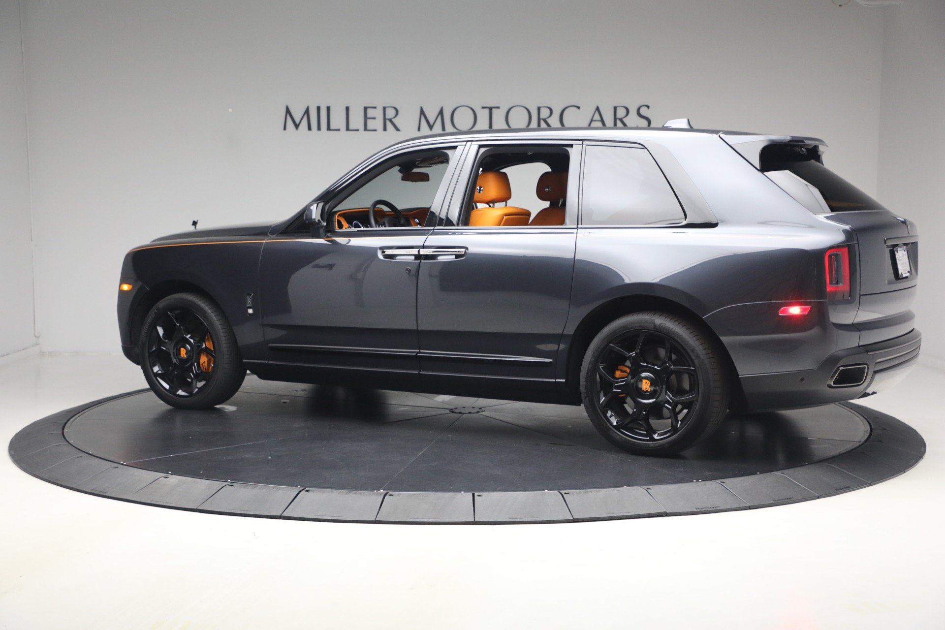 Certified 2024 Rolls-Royce Cullinan Black Badge w/ Driver's Package AWD/4WD image 6