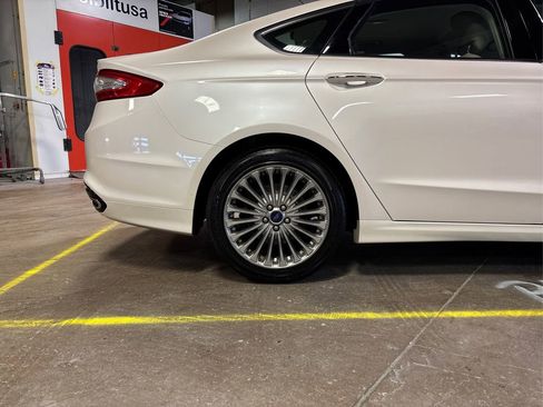 Used 2015 Ford Fusion Titanium image 18