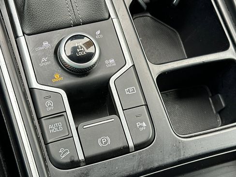 Used 2021 Kia Sorento EX image 32