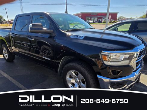 Used 2019 RAM 1500 Big Horn AWD/4WD image 3