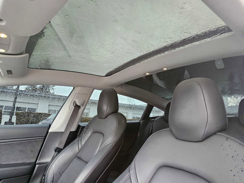 Used 2018 Tesla Model 3 Long Range image 22