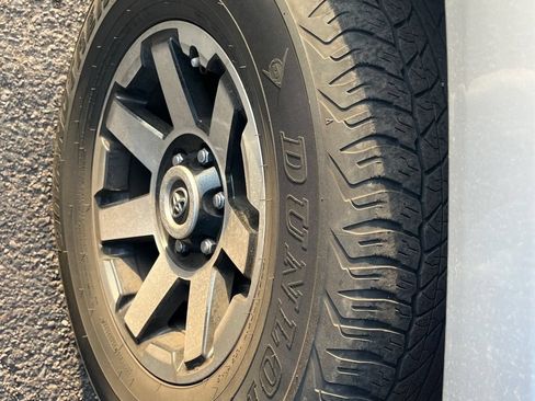 Used 2023 Toyota 4Runner TRD Off-Road Premium w/ Moonroof Package AWD/4WD image 8