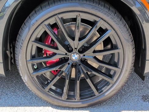 New 2026 BMW X5 xDrive40i w/ M Sport Package AWD/4WD image 11