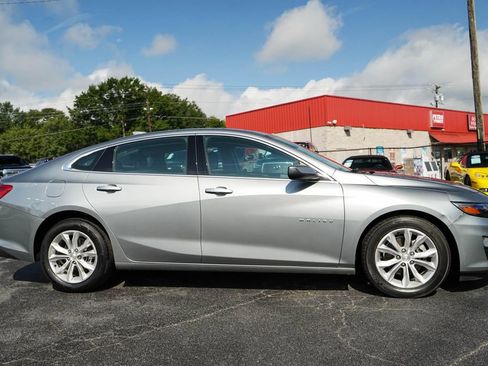 Used 2024 Chevrolet Malibu LT FWD image 2