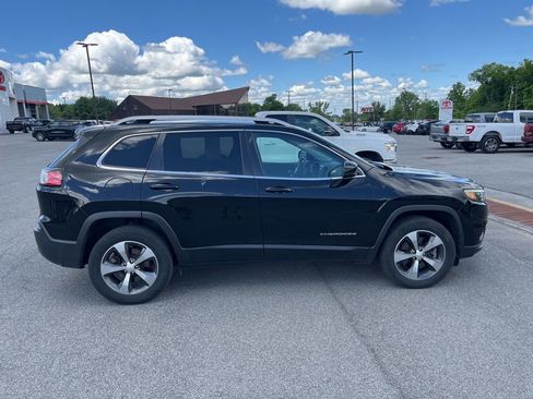 Used 2019 Jeep Cherokee Limited AWD/4WD image 91