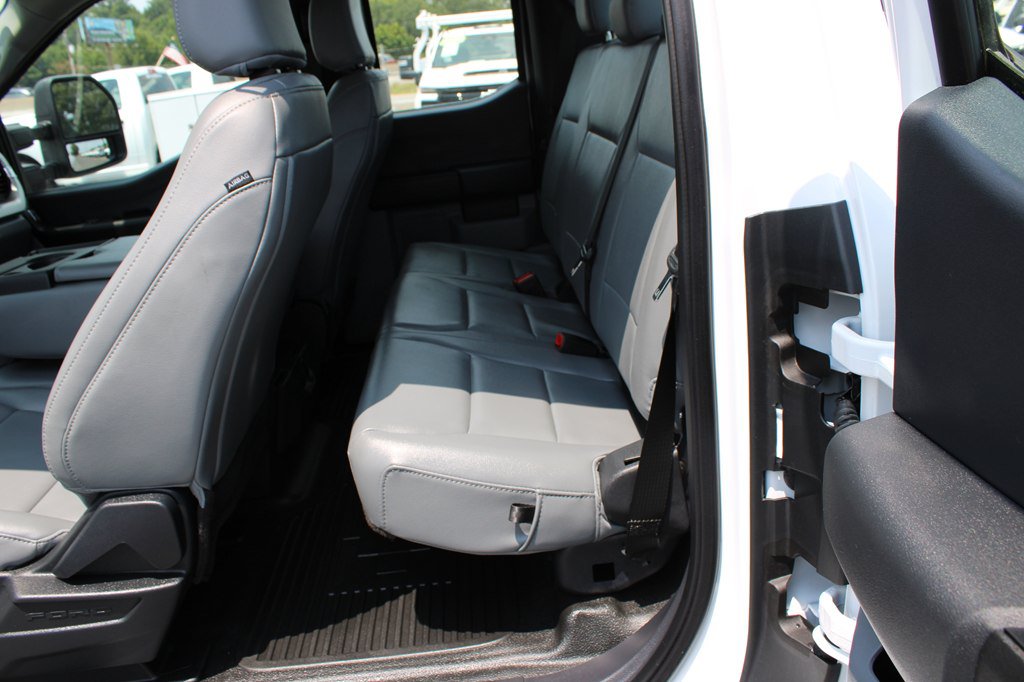 Used 2024 Ford F250 XL w/ XL Chrome Package RWD image 19