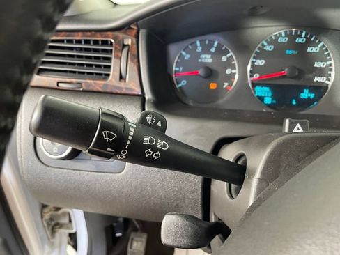 Used 2013 Chevrolet Impala LT FWD image 11
