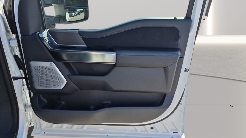 Used 2026 Ford F350 Platinum AWD/4WD image 29